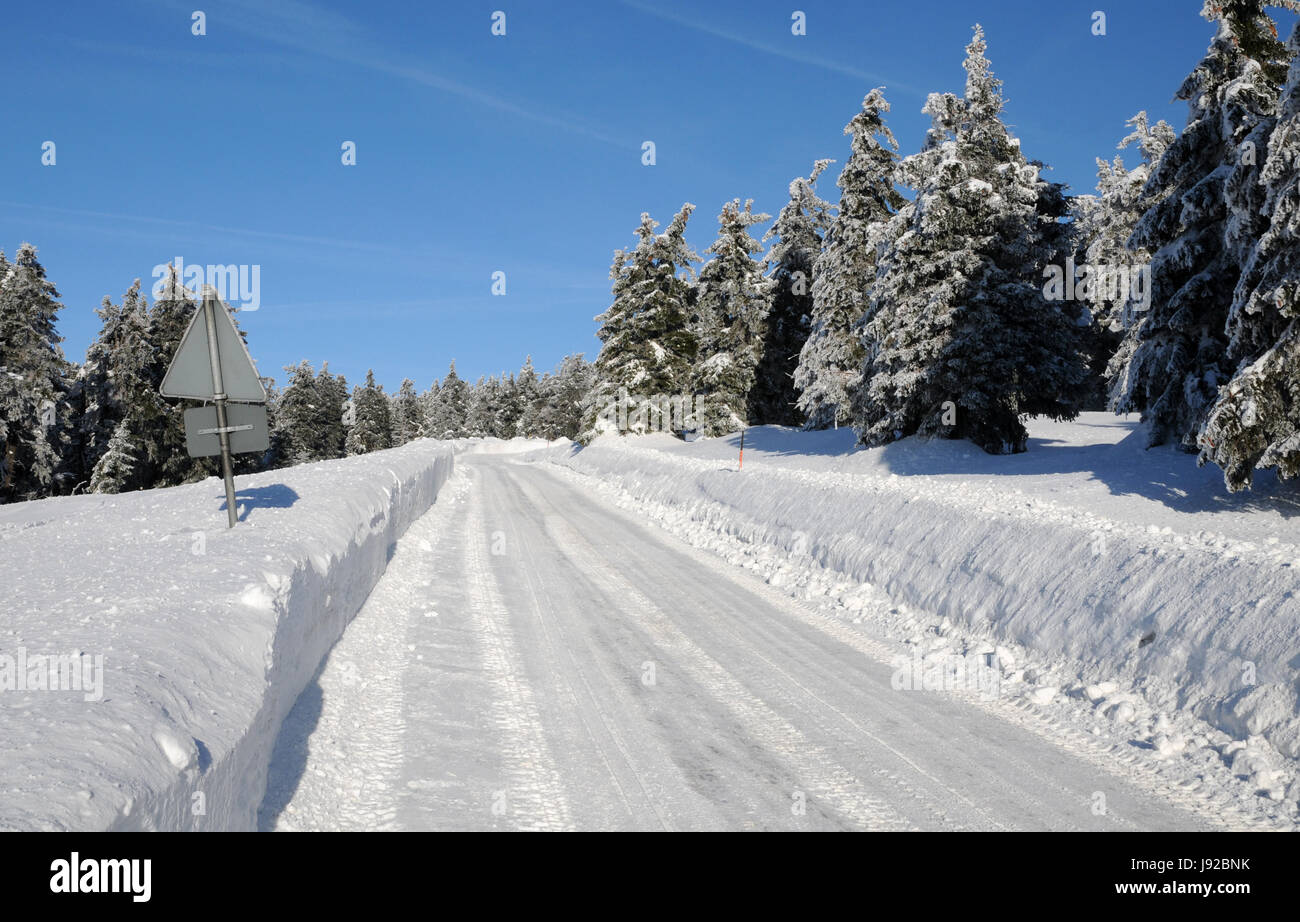 resin, winter landscape, hunks, chunk, snowdrift, street, road, tree, trees, Stock Photo
