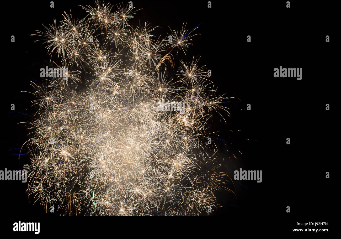 long-term exposure, silvester, New Years eve, new year, rocket, cheers, Stock Photo