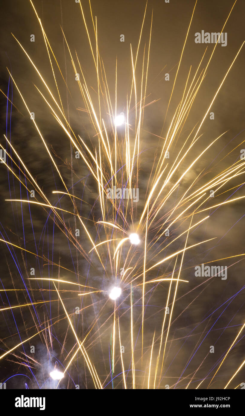 long-term exposure, silvester, New Years eve, new year, rocket, cheers, Stock Photo