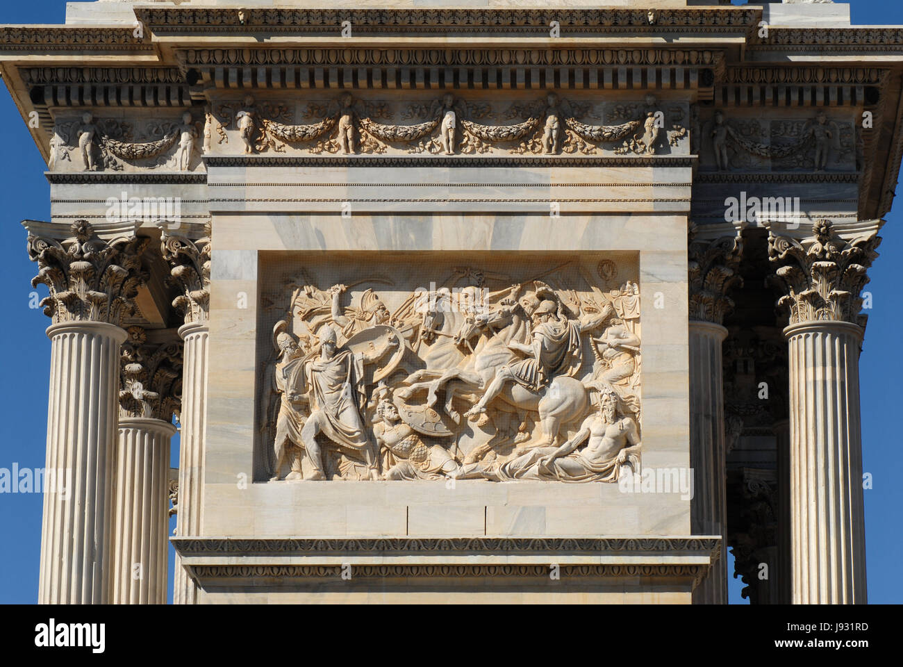 Statue of horses hi-res stock photography and images - Alamy