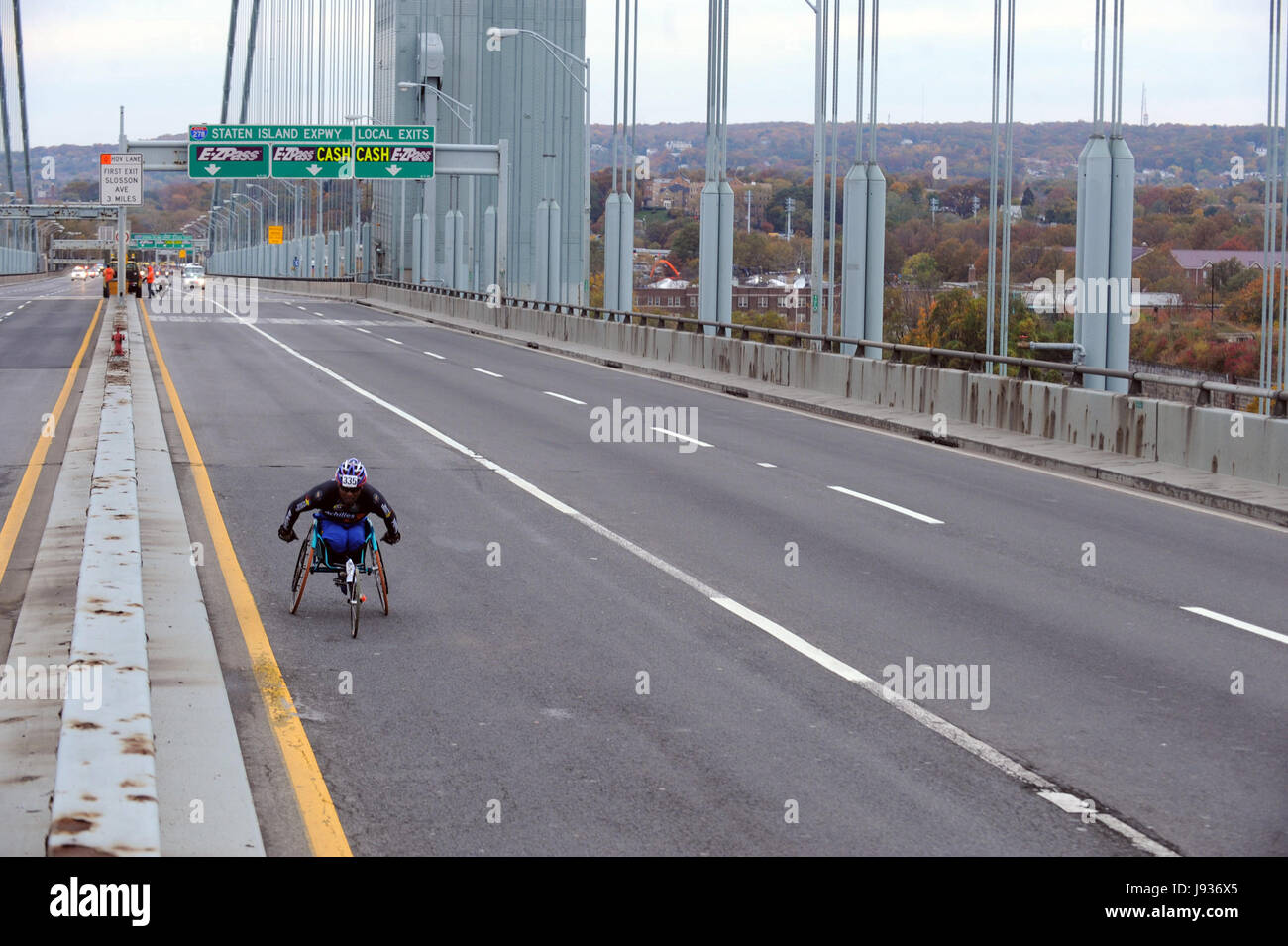 Marathon participant crossing the Verrazano Narrows Bridge at the start 2009 ING New York City Marathon. November 1, 2009.. Credit: Dennis Van Tine/MediaPunch Stock Photo