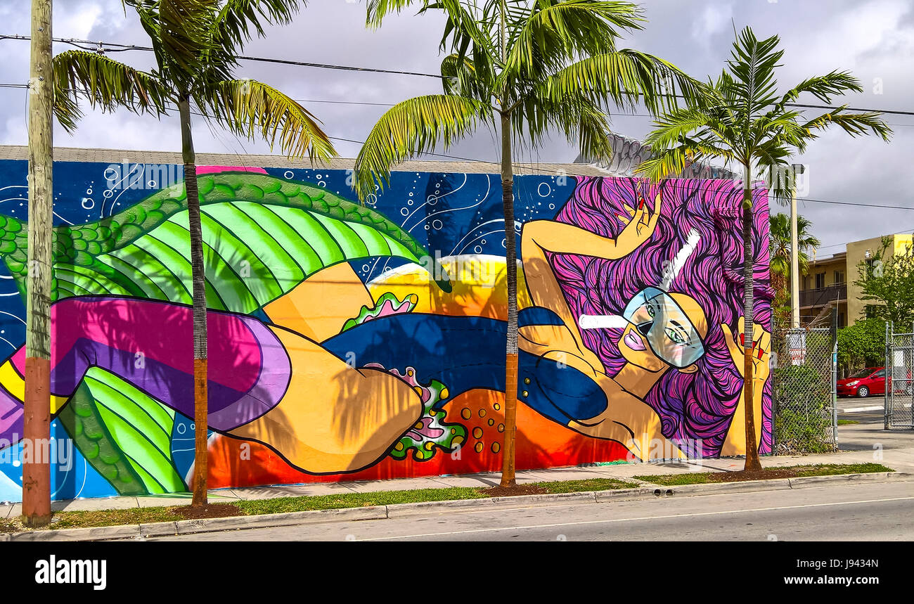 Graffiti decoration wynwood art district hires stock photography and