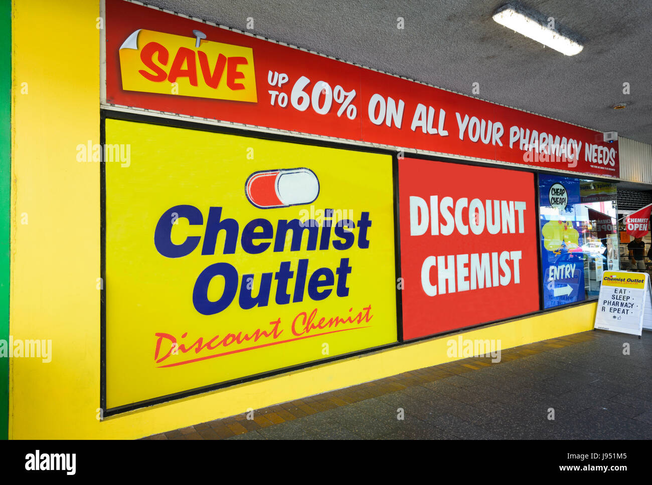 Pharmacy discount hires stock photography and images Alamy