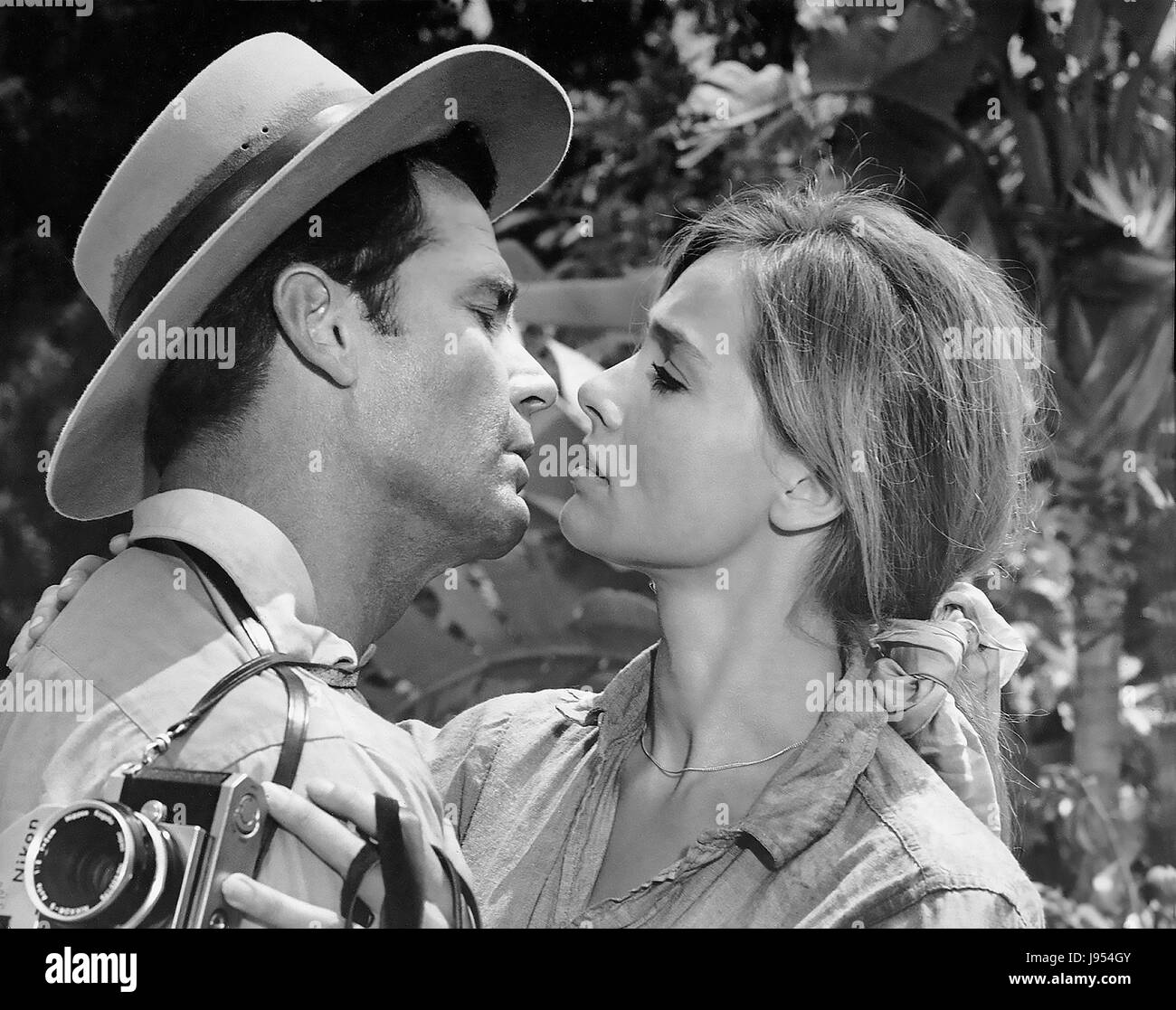 THE PINK JUNGLE  1968 Universal Pictures film with Eva Renzi and James Garner Stock Photo