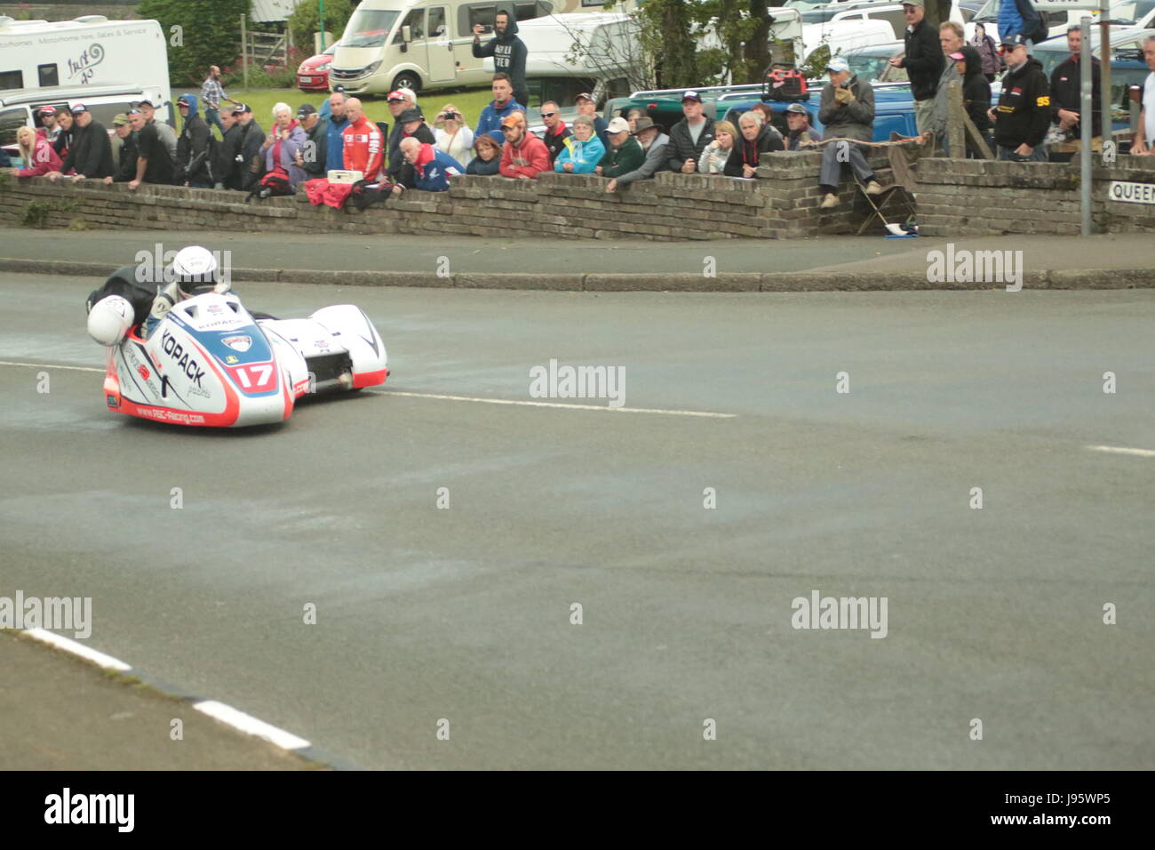 Ramsey, UK. 5th Jun, 2017. Isle of Man TT Races, Sure Sidecar Race. Number 17, Mike Roscher and Ben Hughes on their 600cc LCR Suzuki sidecar from the Roscher Racing by Penz13.com team from Germany, at Cruickshanks Corner, Ramsey, Isle of Man. Credit: Louisa Jane Bawden/Alamy Live News. Stock Photo