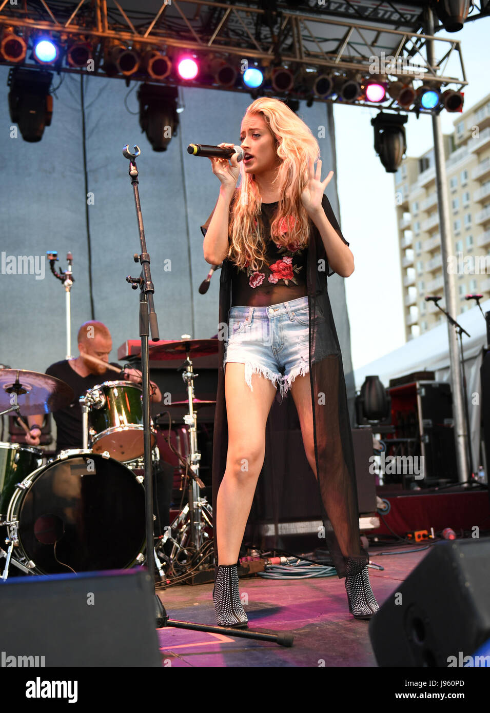 Virginia Country Singer Virginia Beach, VIRGINIA, USA. 3rd June, 2017. BROOKE EDEN, upcoming ...