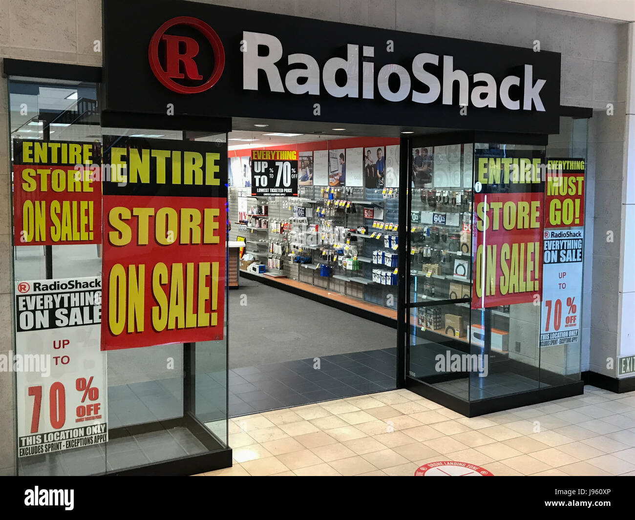 Radio shack hires stock photography and images Alamy