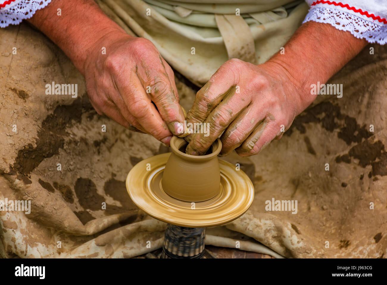 Pottery wheel hires stock photography and images Alamy