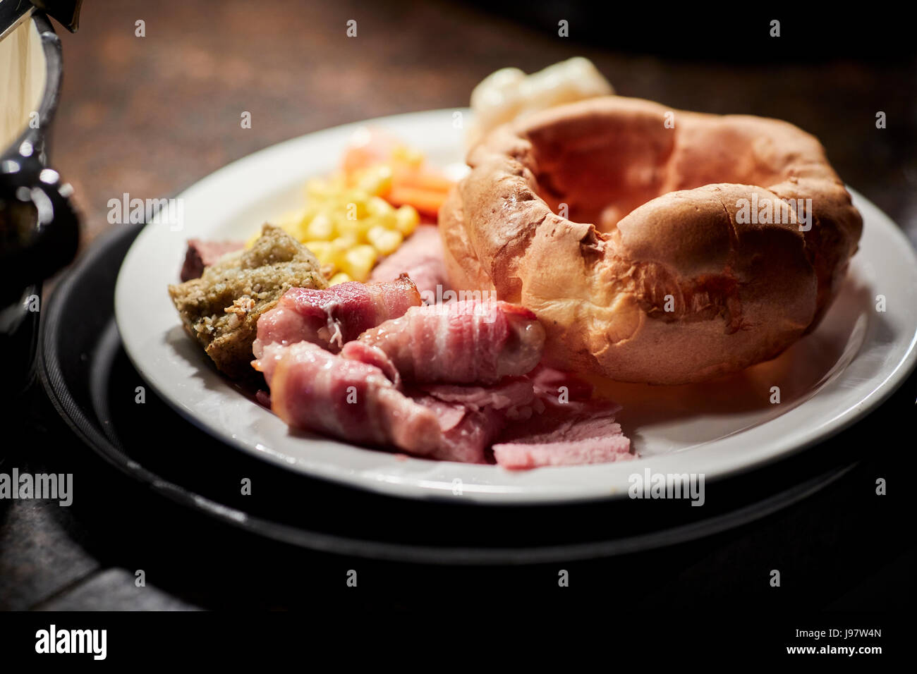 Carvery pub, traditional sunday luck on a plate Stock Photo - Alamy