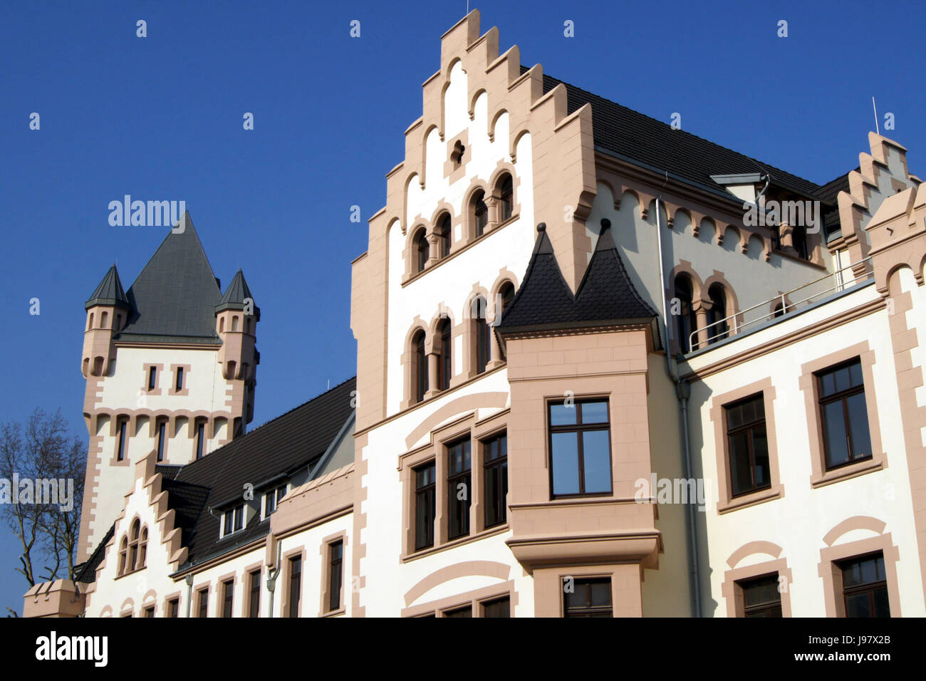 Horder hi-res stock photography and images - Alamy