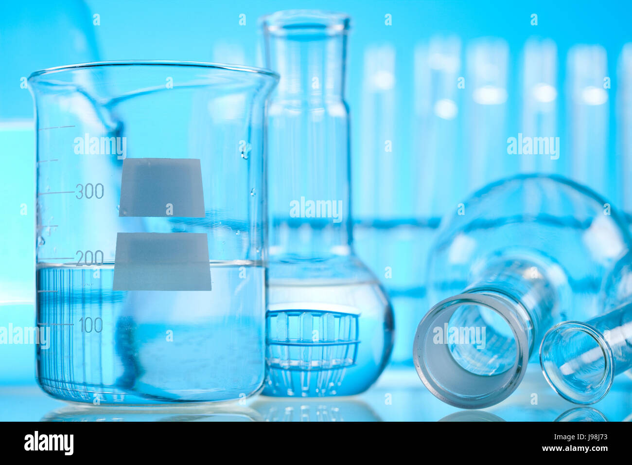 glass, chalice, tumbler, experiment, research, laboratory, equipment