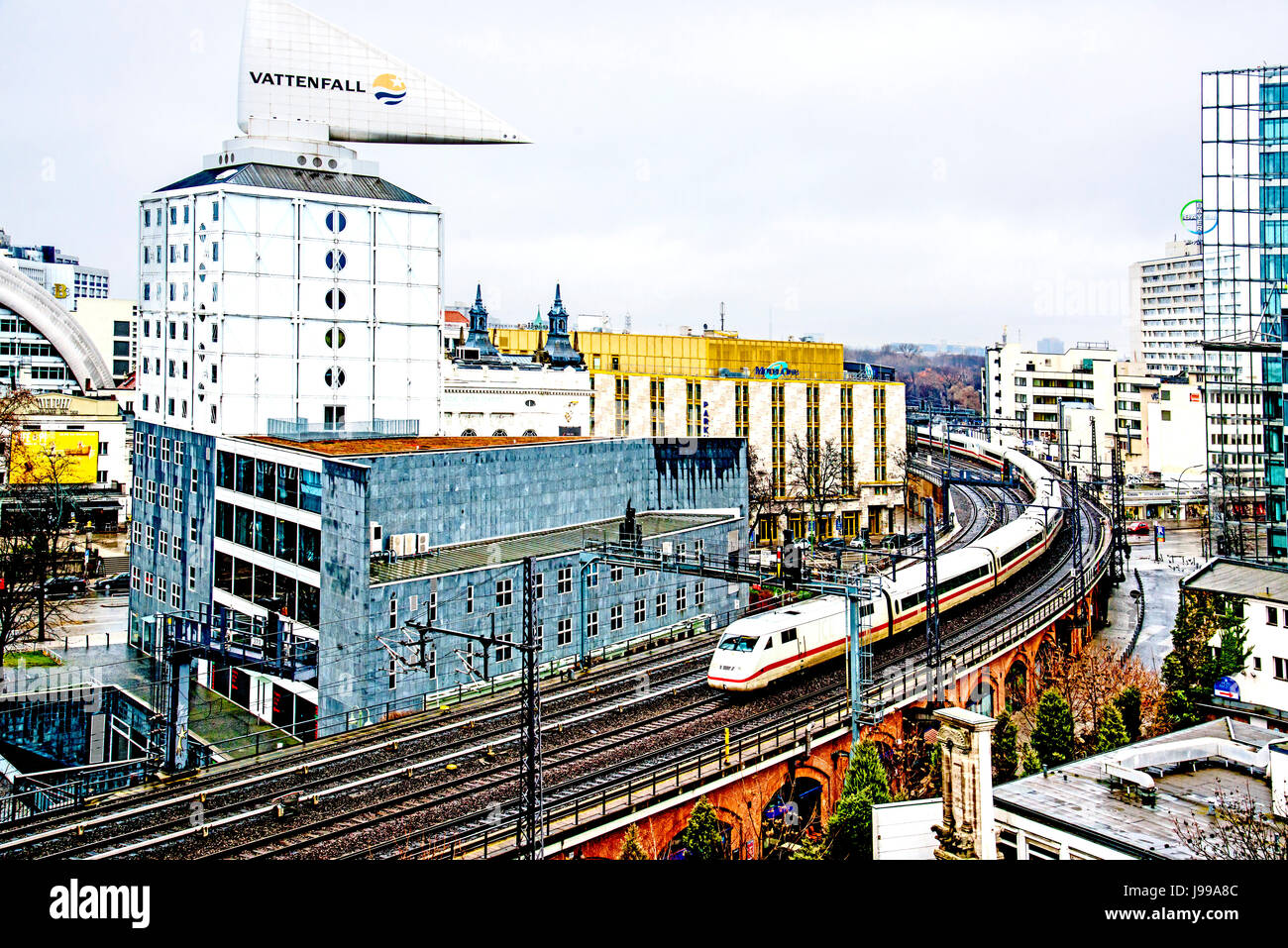 Berlin, Bahngleise und Bürohäuser; tracks and Office blocks Stock Photo