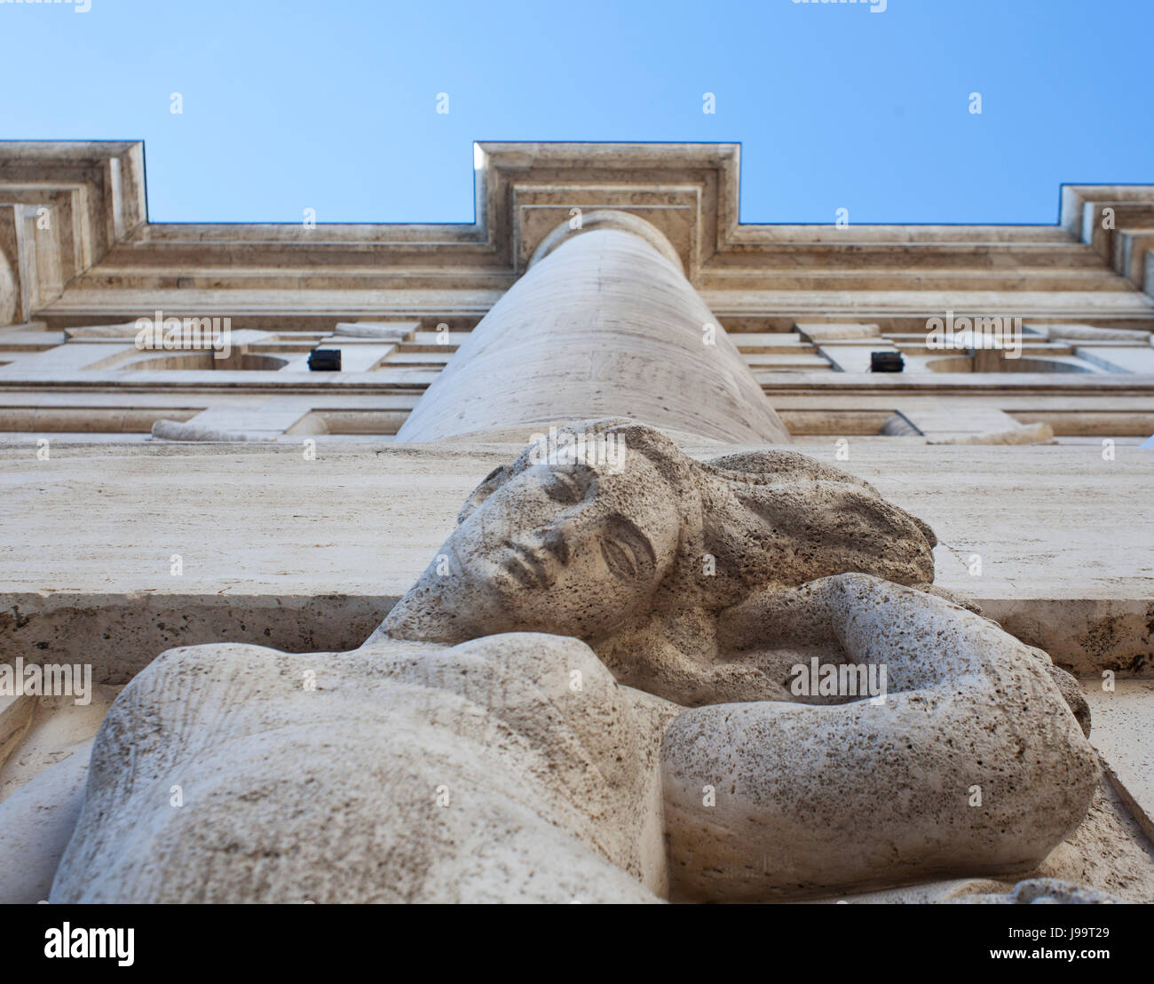 Human anatomy sculpture hires stock photography and images Alamy