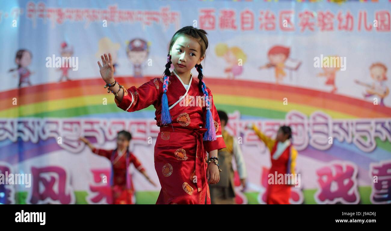 Children perform kindergarten celebrate hi-res stock photography and ...