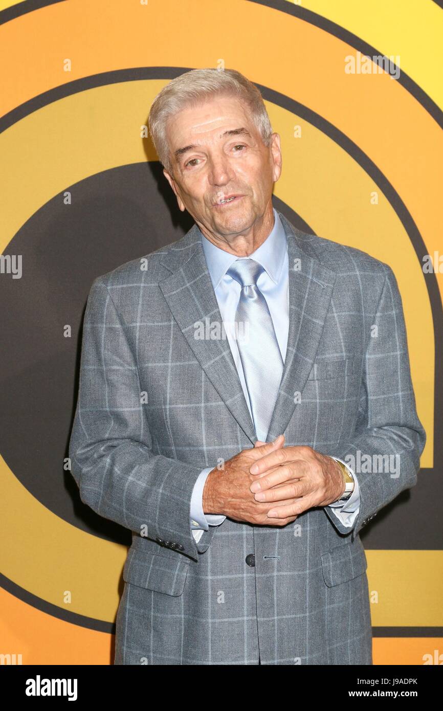 Tom Dreesen High Resolution Stock Photography and Images - Alamy