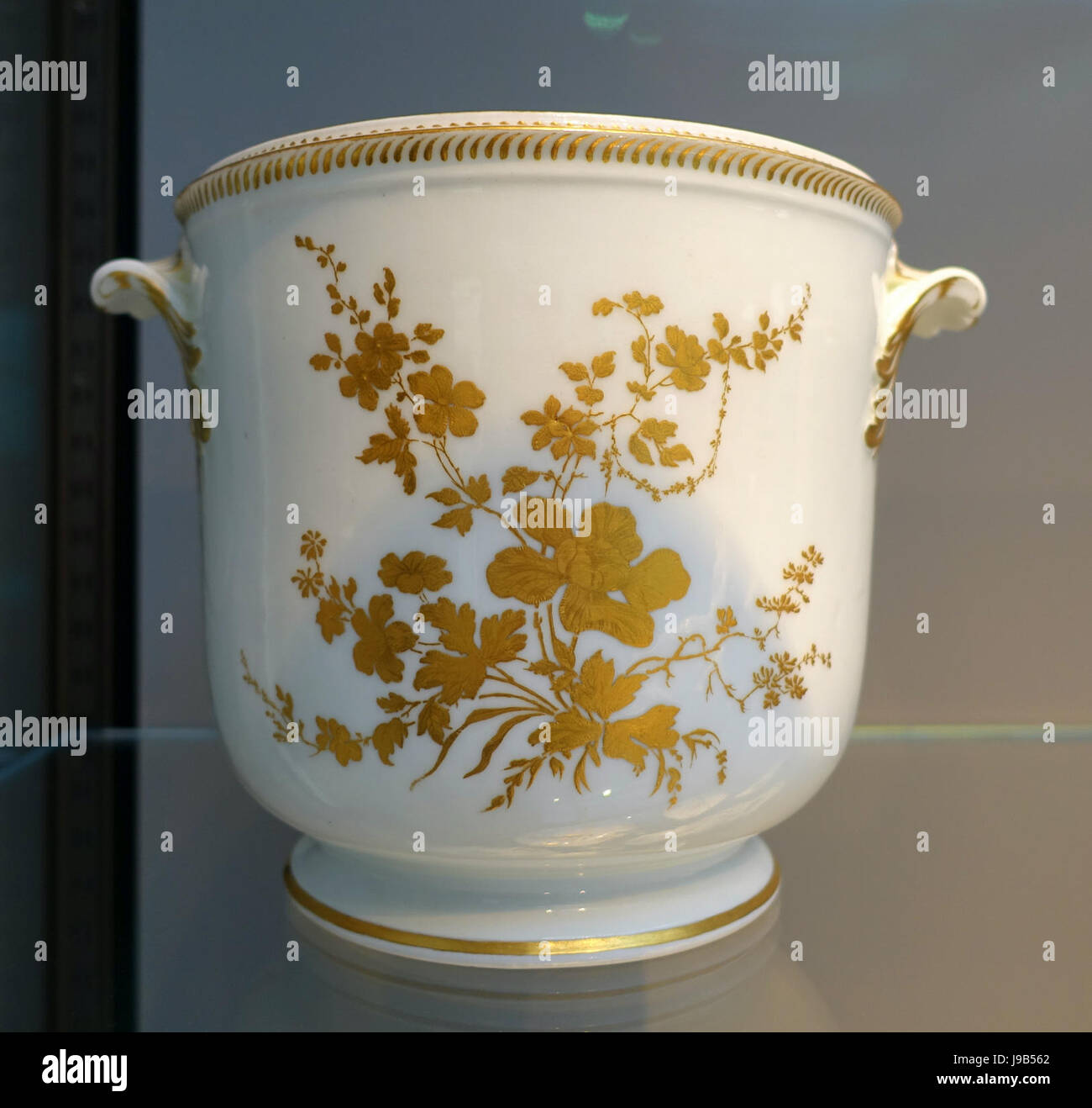 Two wine bottle coolers, 1 of 2, Vincennes Porcelain Factory, c. 1751