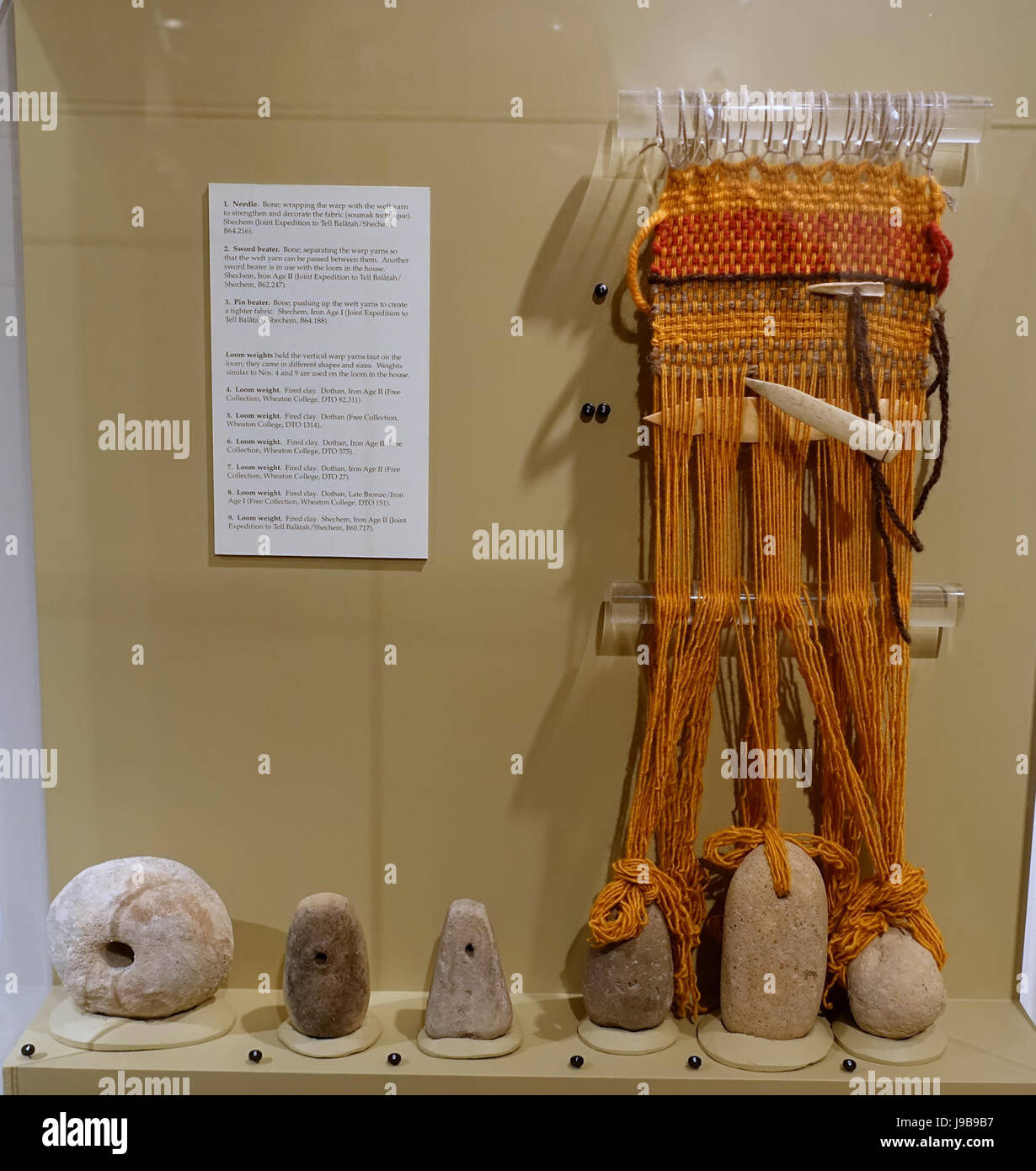 Loom weights hires stock photography and images Alamy