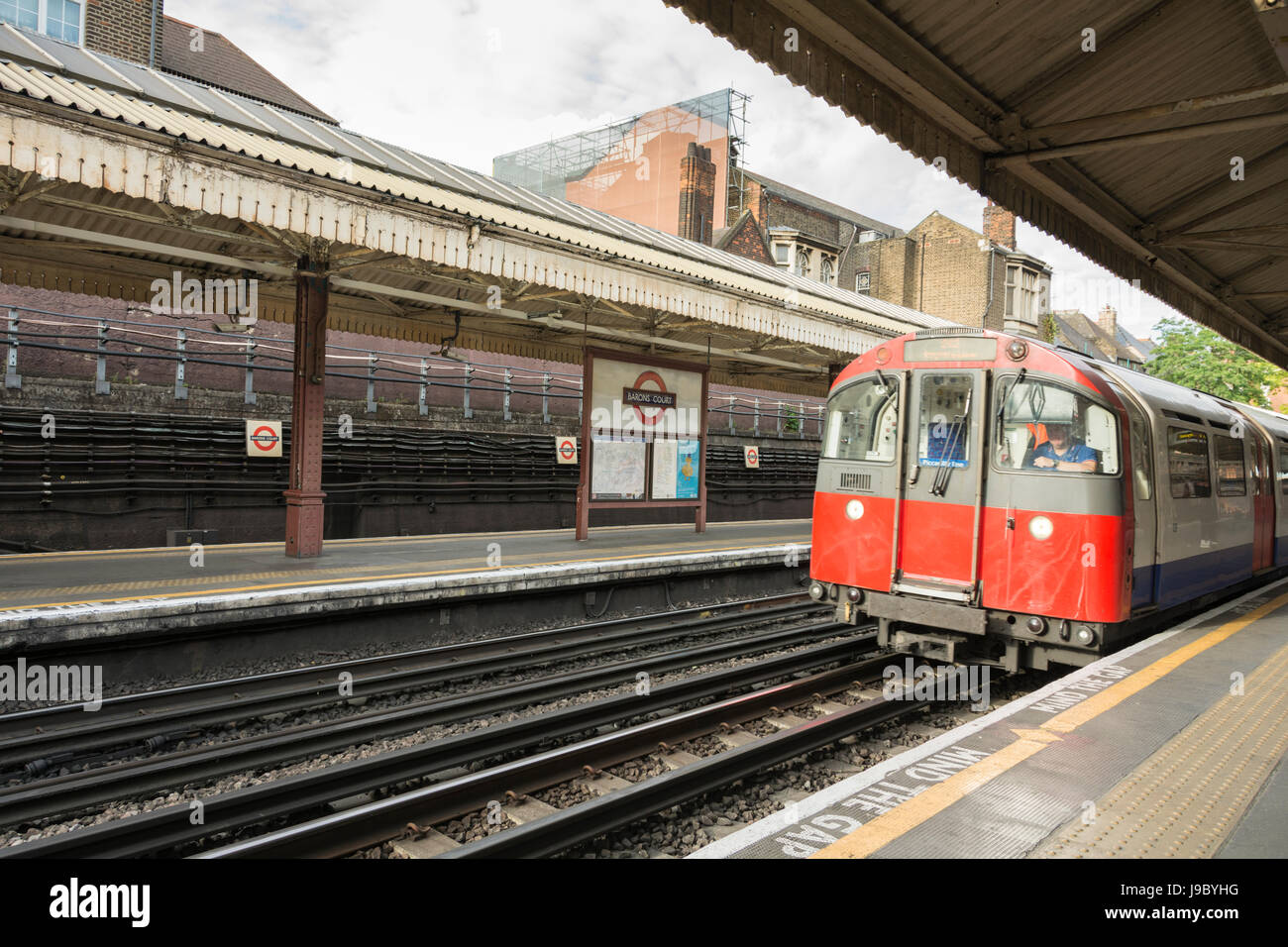 Train driver salary hi-res stock photography and images - Alamy