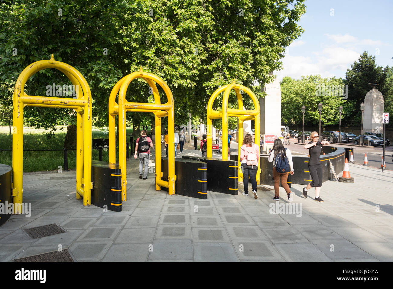 Crowd control metal barriers hires stock photography and images Alamy