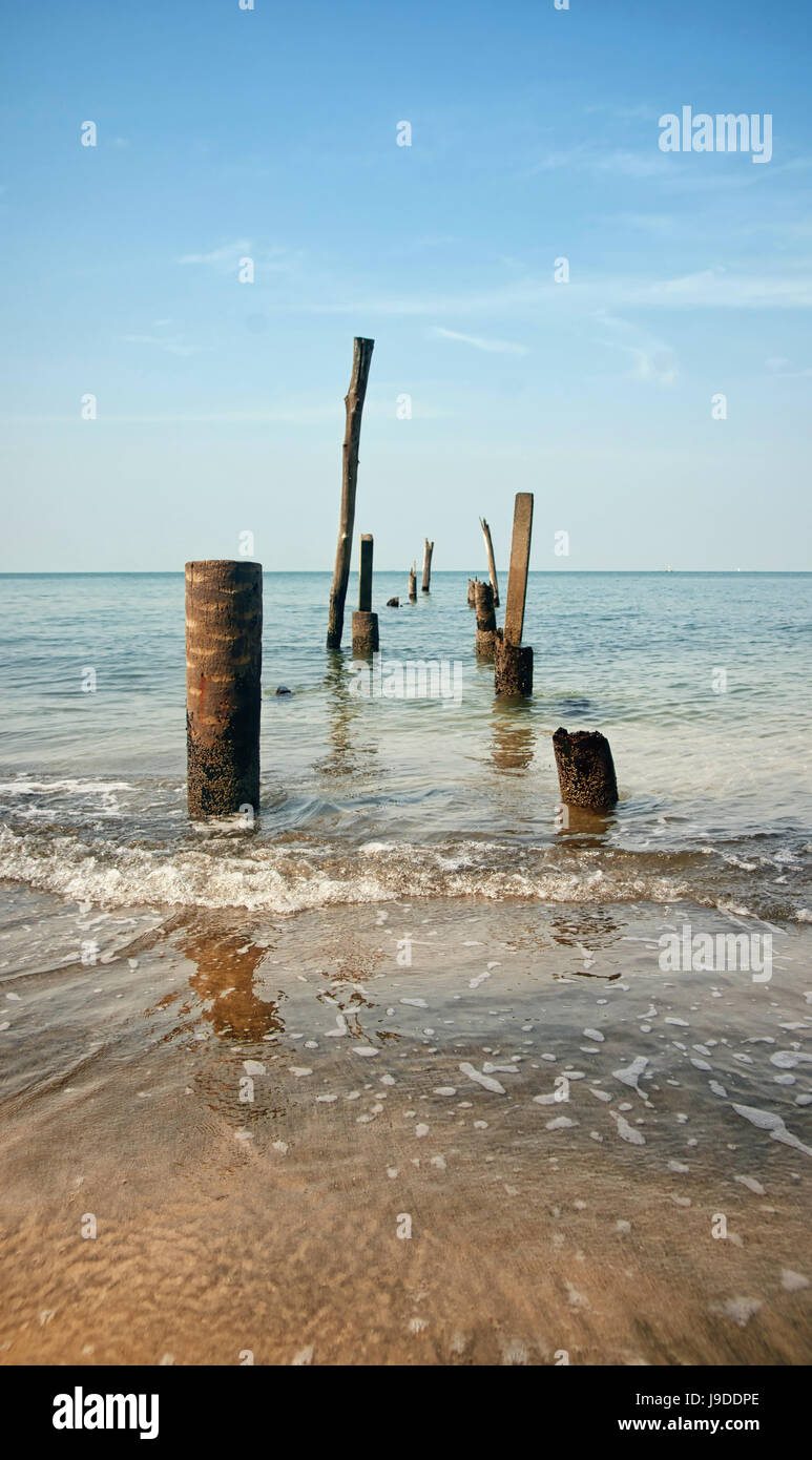 blue, wood, beach, seaside, the beach, seashore, summer, summerly, ruin, wave, Stock Photo