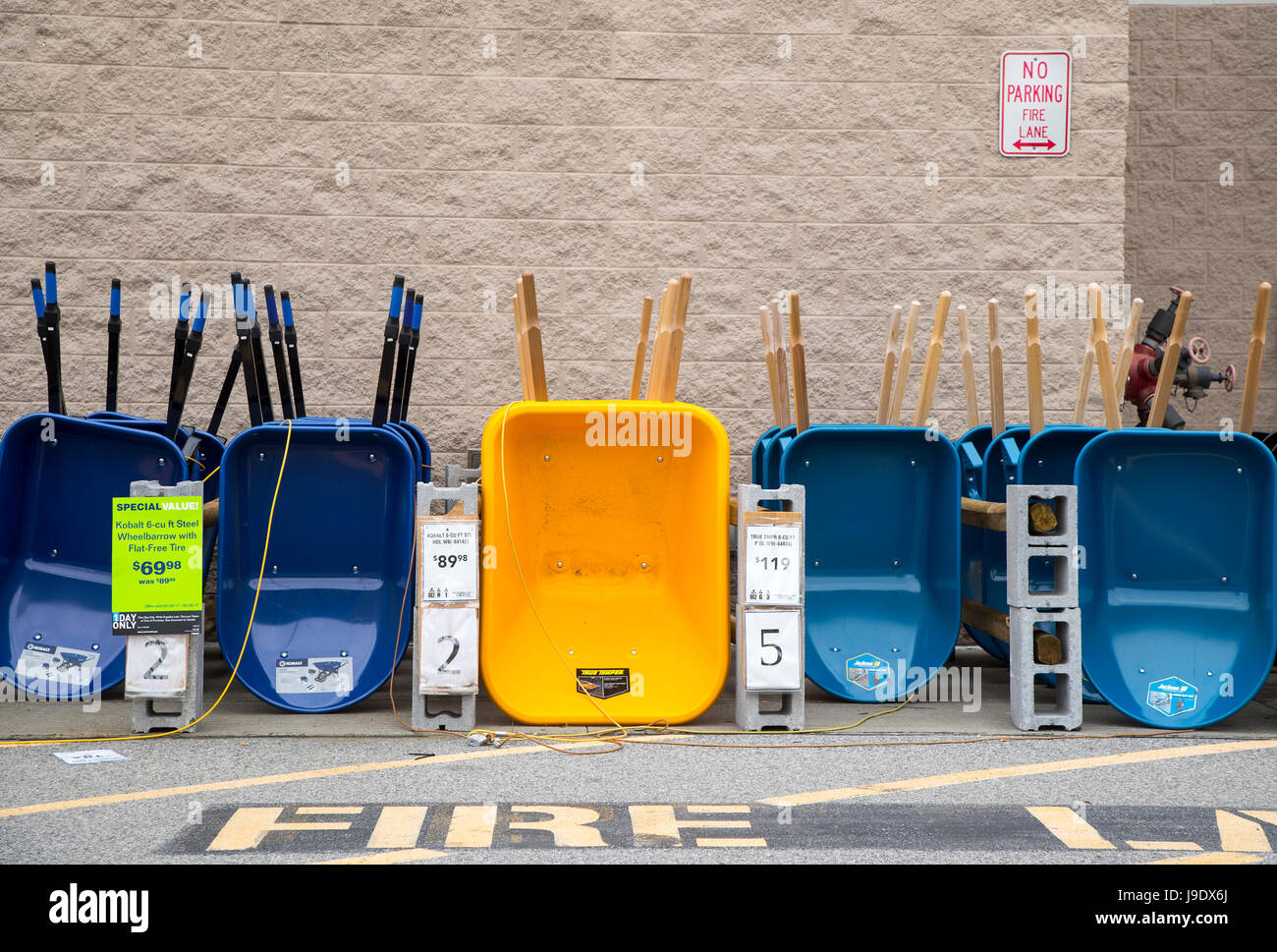 Wheelbarrows at a Lowe's home improvement store in Monroe, New York Stock Photo