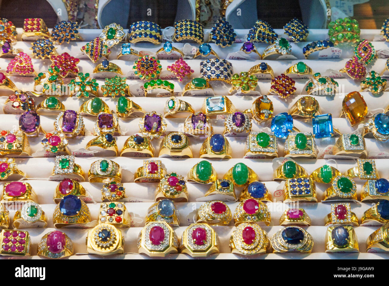 Myanmar, Yangon, Bogyoke Market, Gemstone and Jewellery Shop Stock 