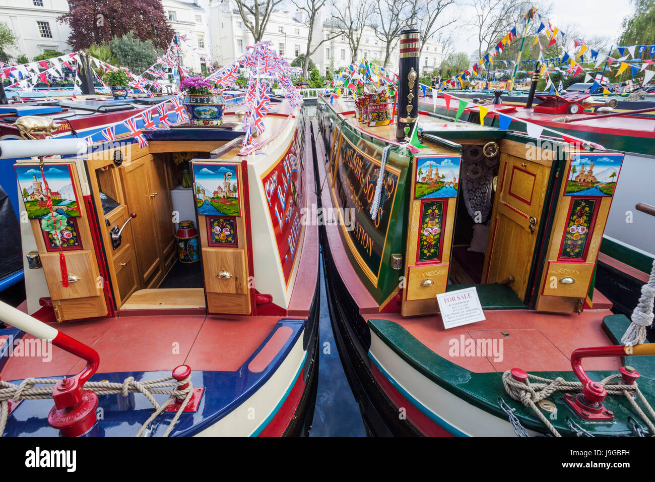 England, London, Maida Vale, Little Venice, Annual Canal Boat Cavalcade