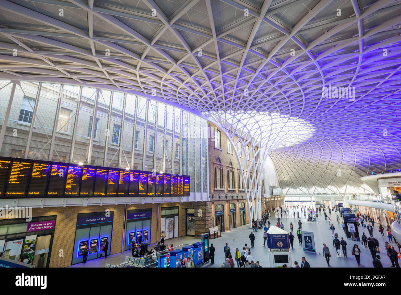 England, London, Kings Cross, Kings Cross Station, Station Concourse