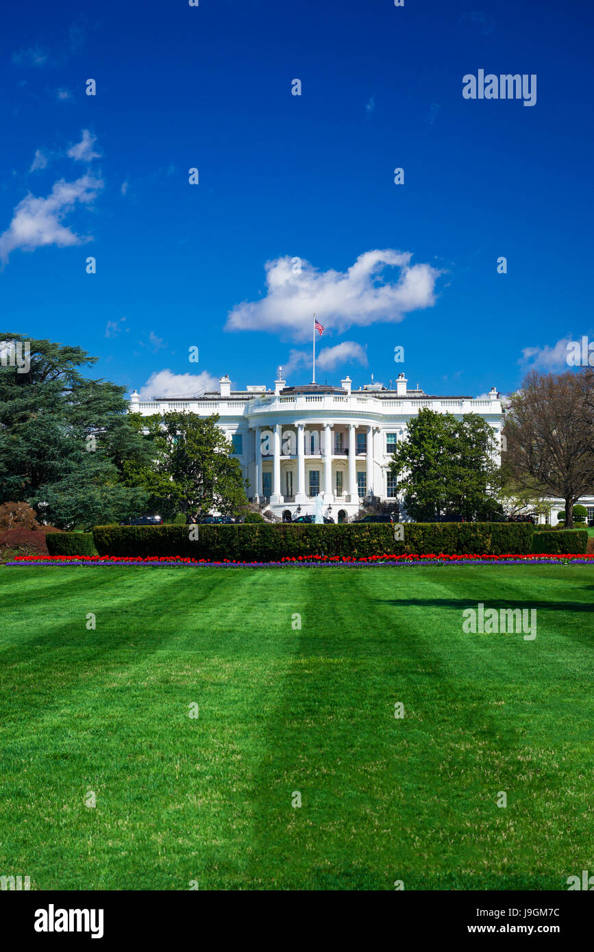 The White House and south lawn, Washington, DC USA Stock Photo - Alamy