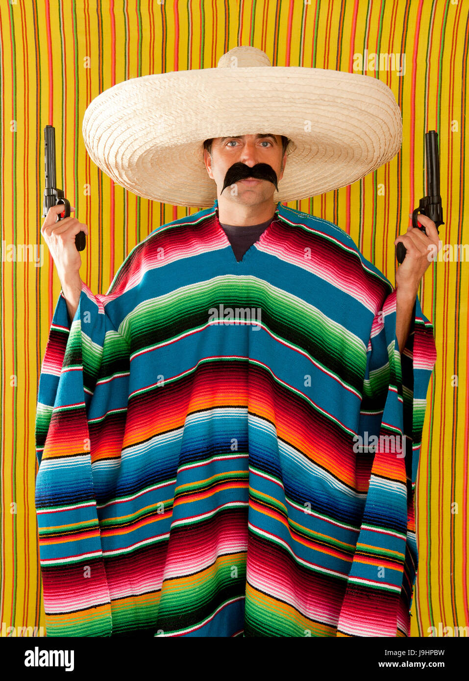 Mexican man typical poncho sombrero hi-res stock photography and images -  Page 2 - Alamy