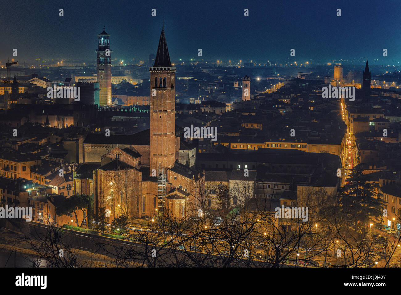 skyline of Verona city in Italy at night Stock Photo - Alamy