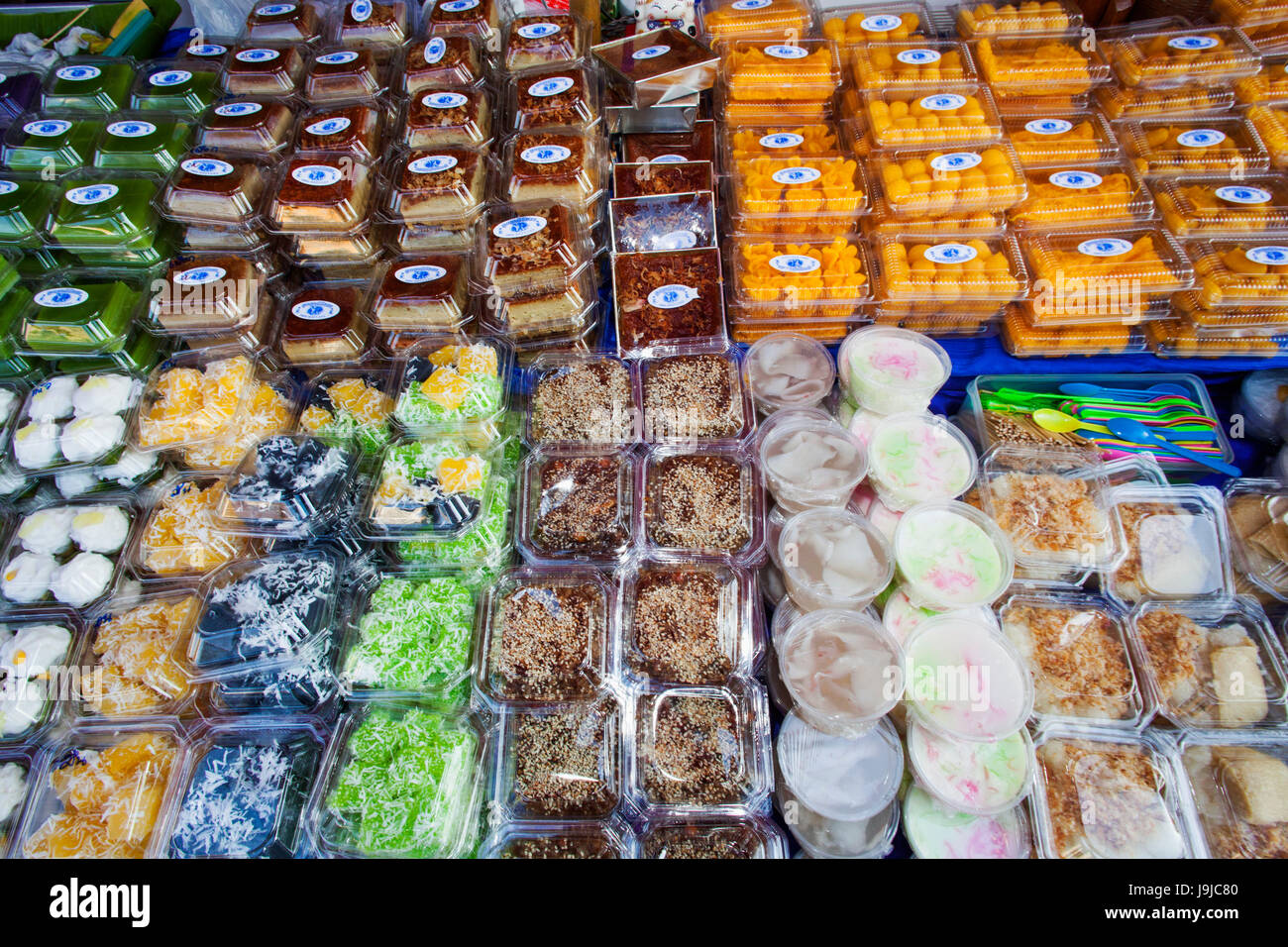 Thailand desserts hi-res stock photography and images - Alamy