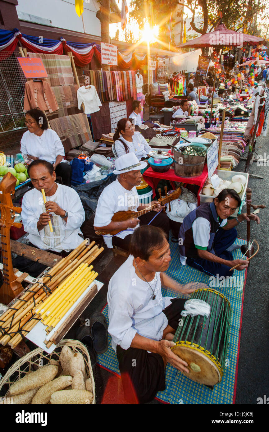 Traditional thai music hi-res stock photography and images - Alamy