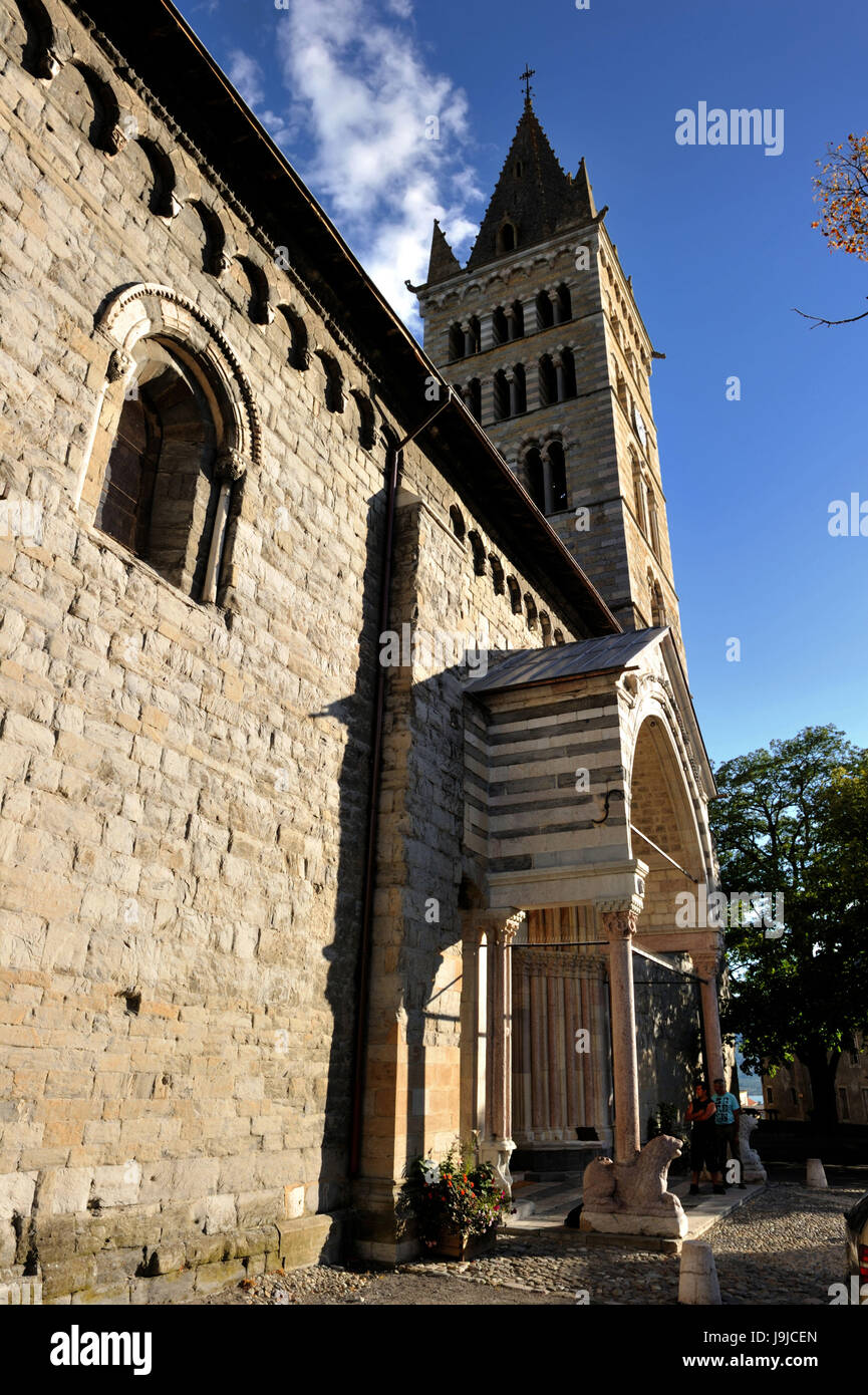 France, HautesAlpes, Embrun, Cathedrale de NotreDame du Real Stock