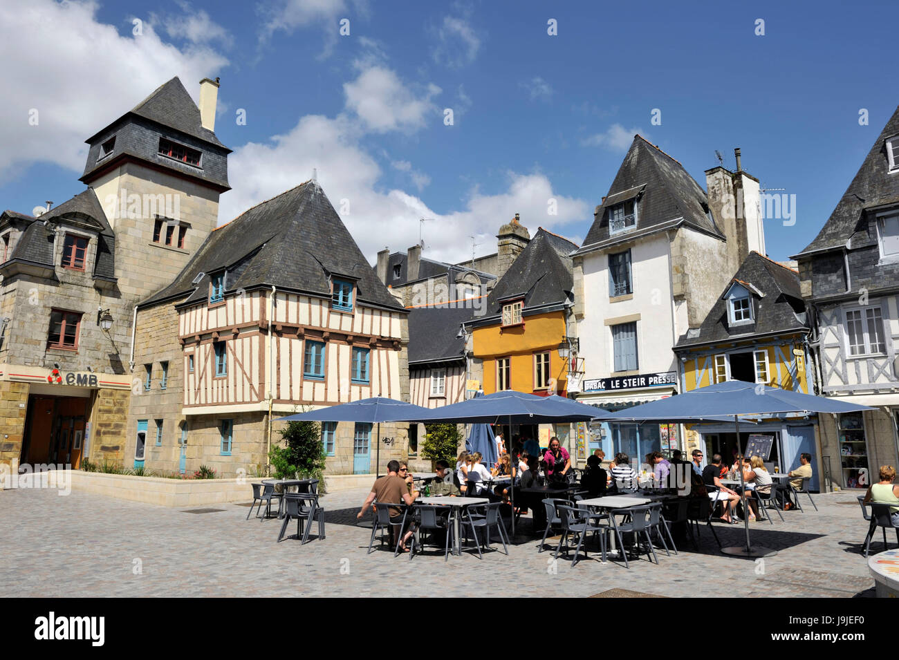 France, Finistere, Quimper, medieval houses on place Terre au Duc (Terre au Duc Square) Stock Photo