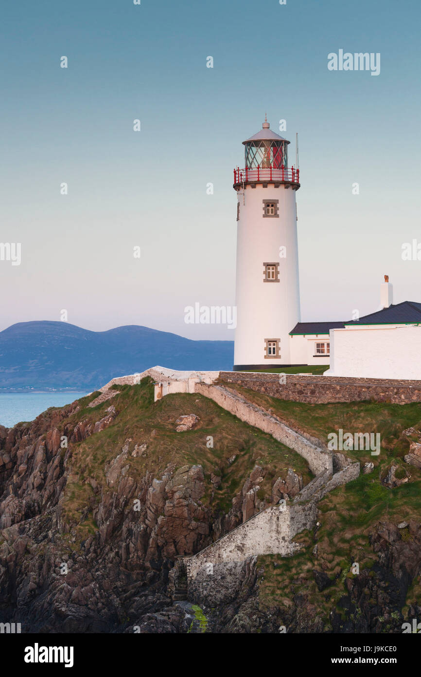Ireland, County Donegal, Fanad Peninsula, Fanad Head Lighthouse, dusk