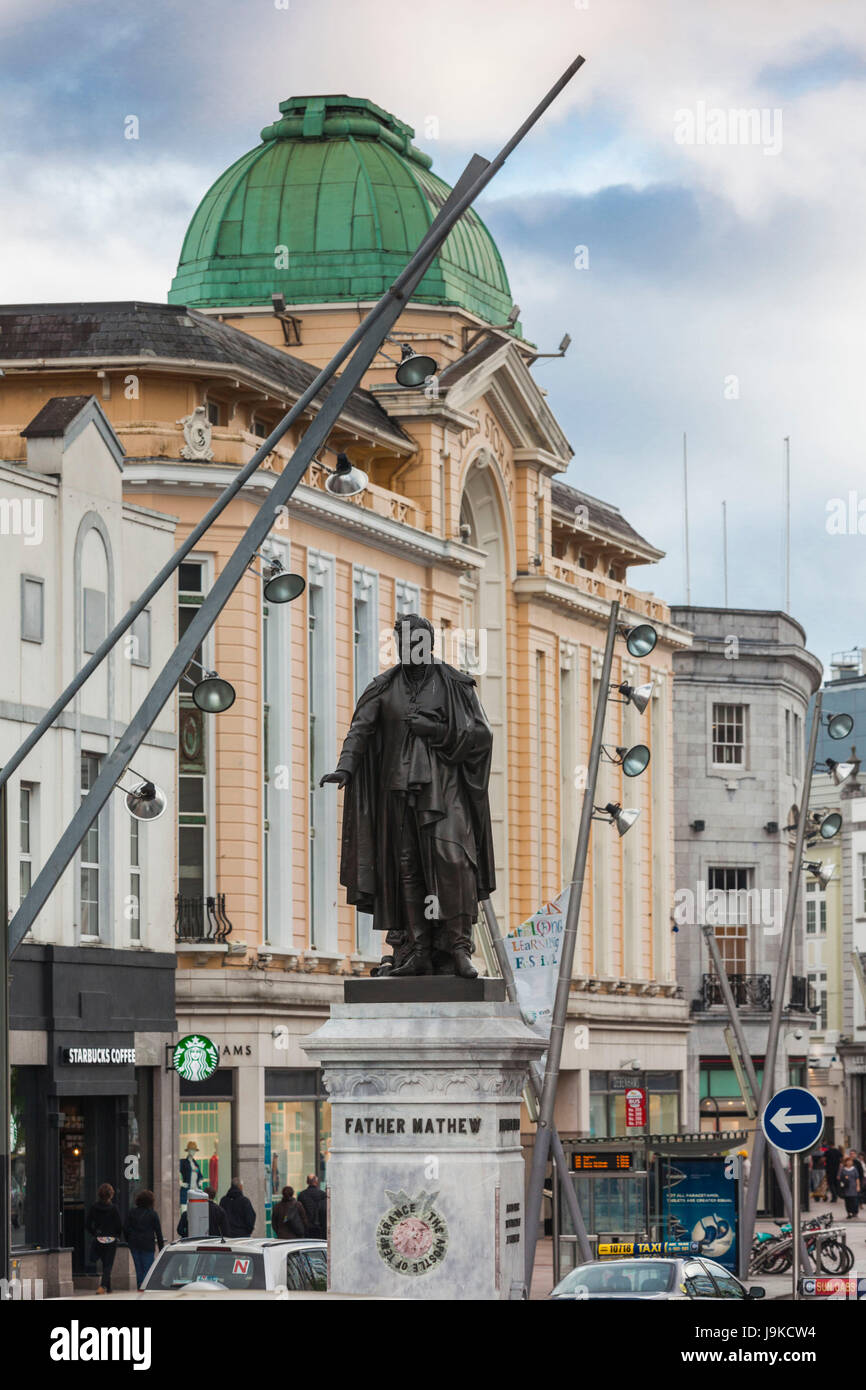 Ireland, County Cork, Cork City, St. Patrick's Street with statue of