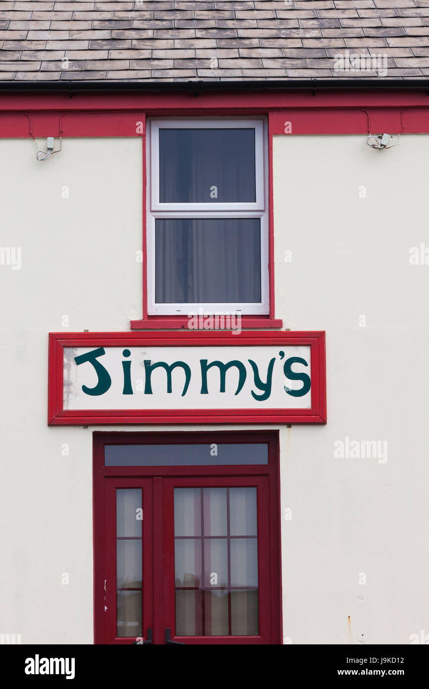 Ireland, County Cork, Beara Peninsula, Ring of Beara, Allihies, Jimmy's Pub Stock Photo