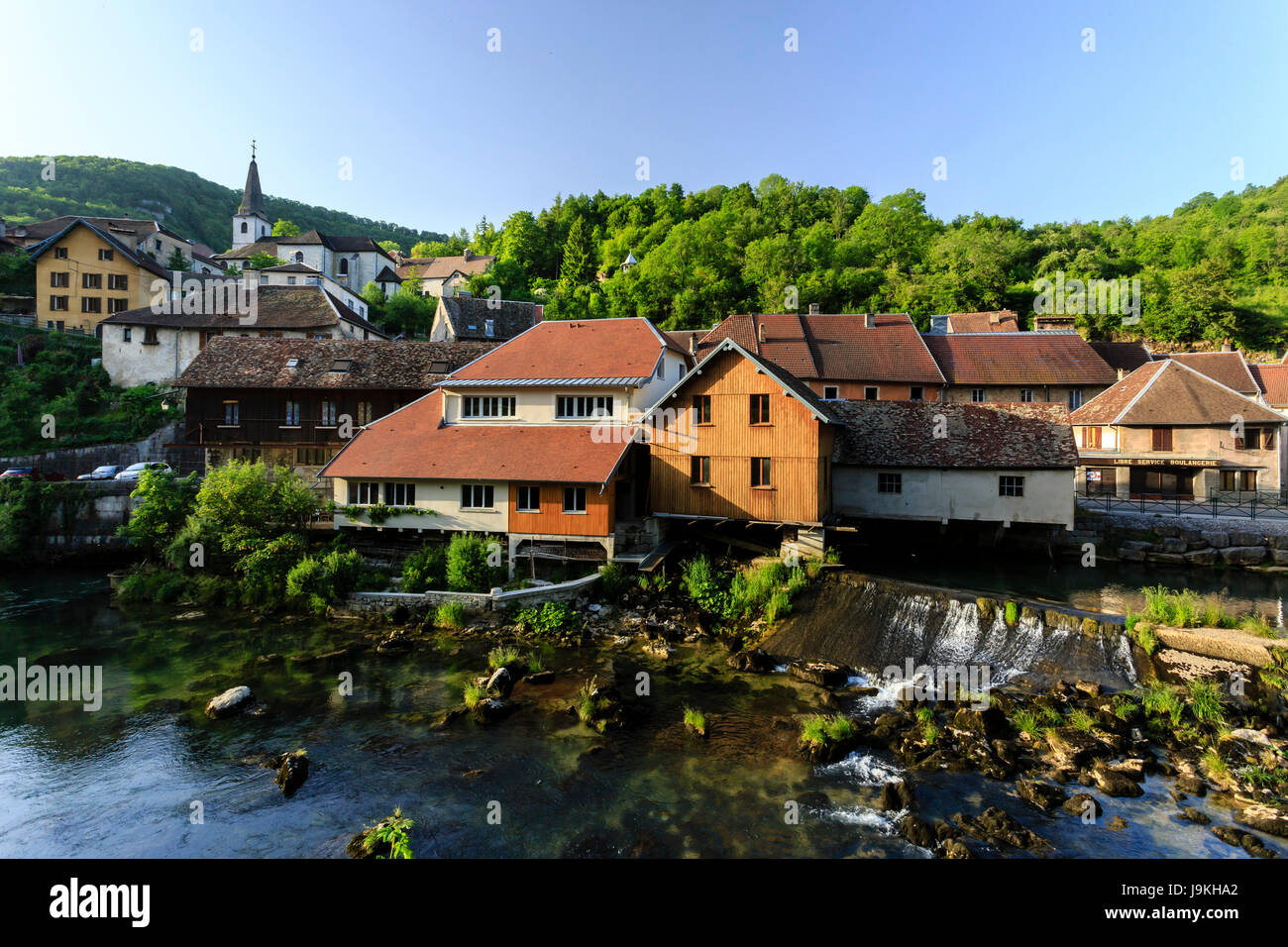 France, Doubs, Lods, labelled Les Plus Beaux Villages de France (The Most beautiful Villages of France), the village and the Loue in the evening Stock Photo