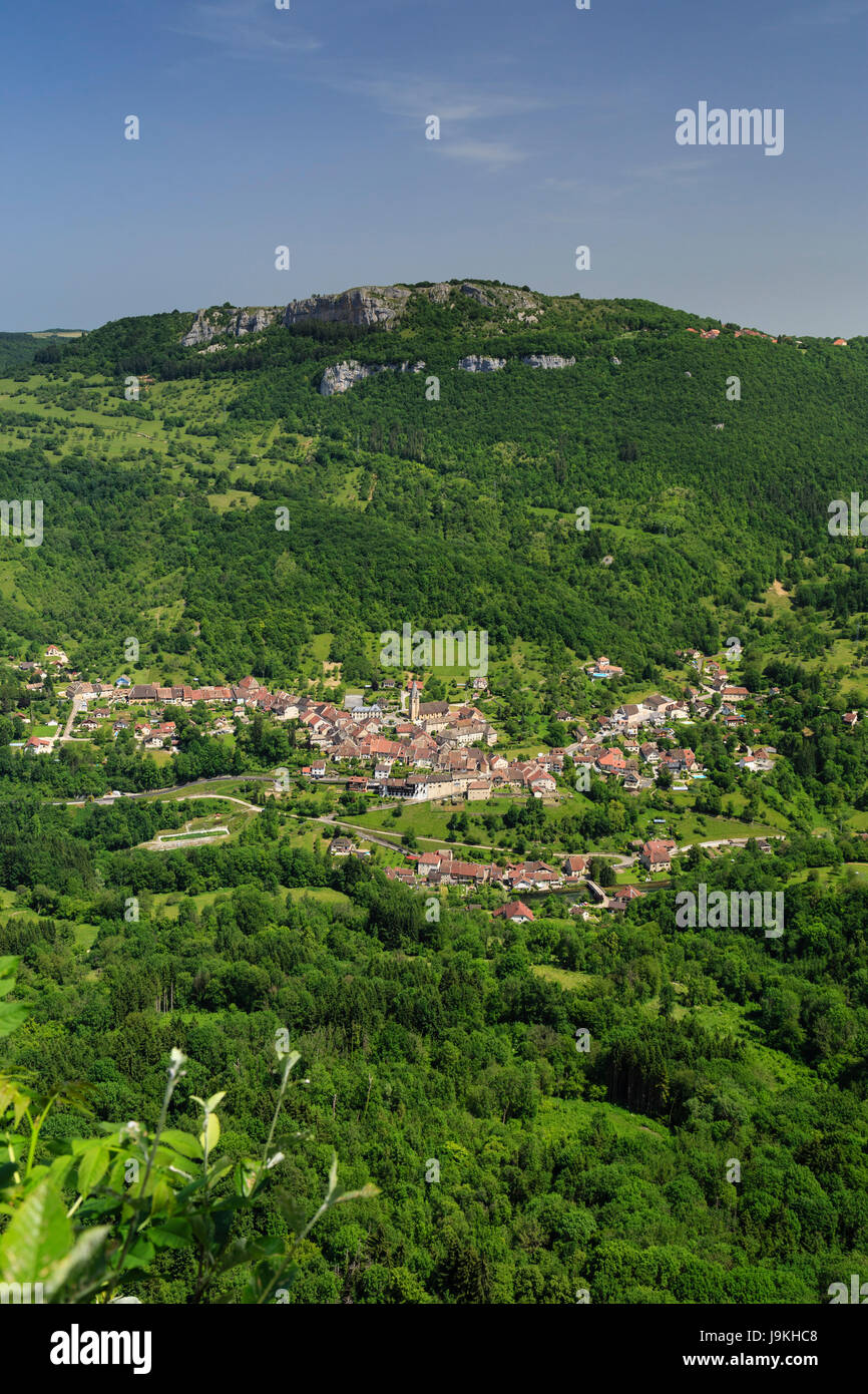 France, Doubs, Renedale, belvedere of Renedale, view on the Loue valley and Mouthier Haute Pierre Stock Photo