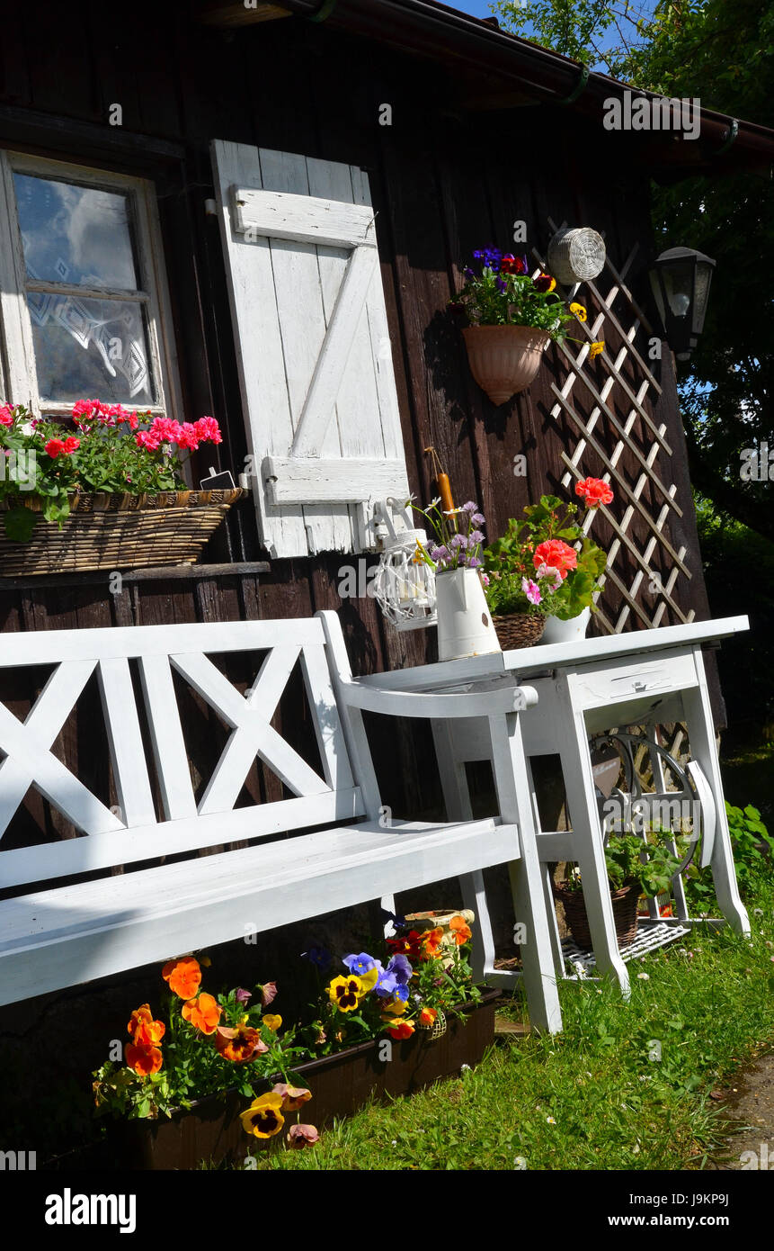 Garden Shed Shabby Chic Stock Photo Alamy