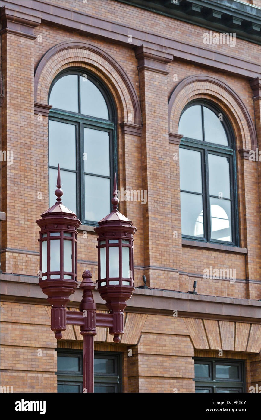 Lamp near government building hires stock photography and images Alamy