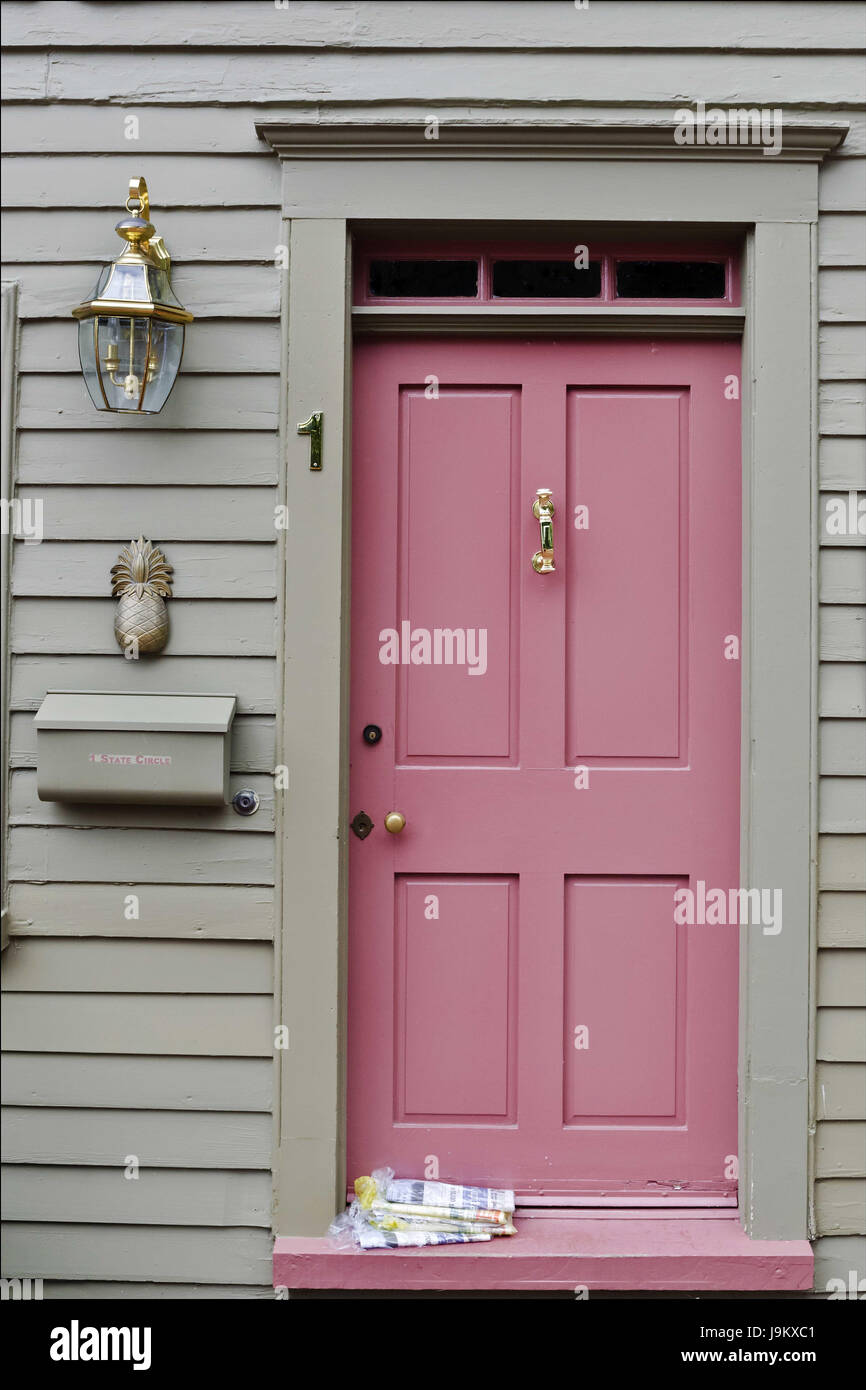 pink door, annapolis, maryland, usa Stock Photo
