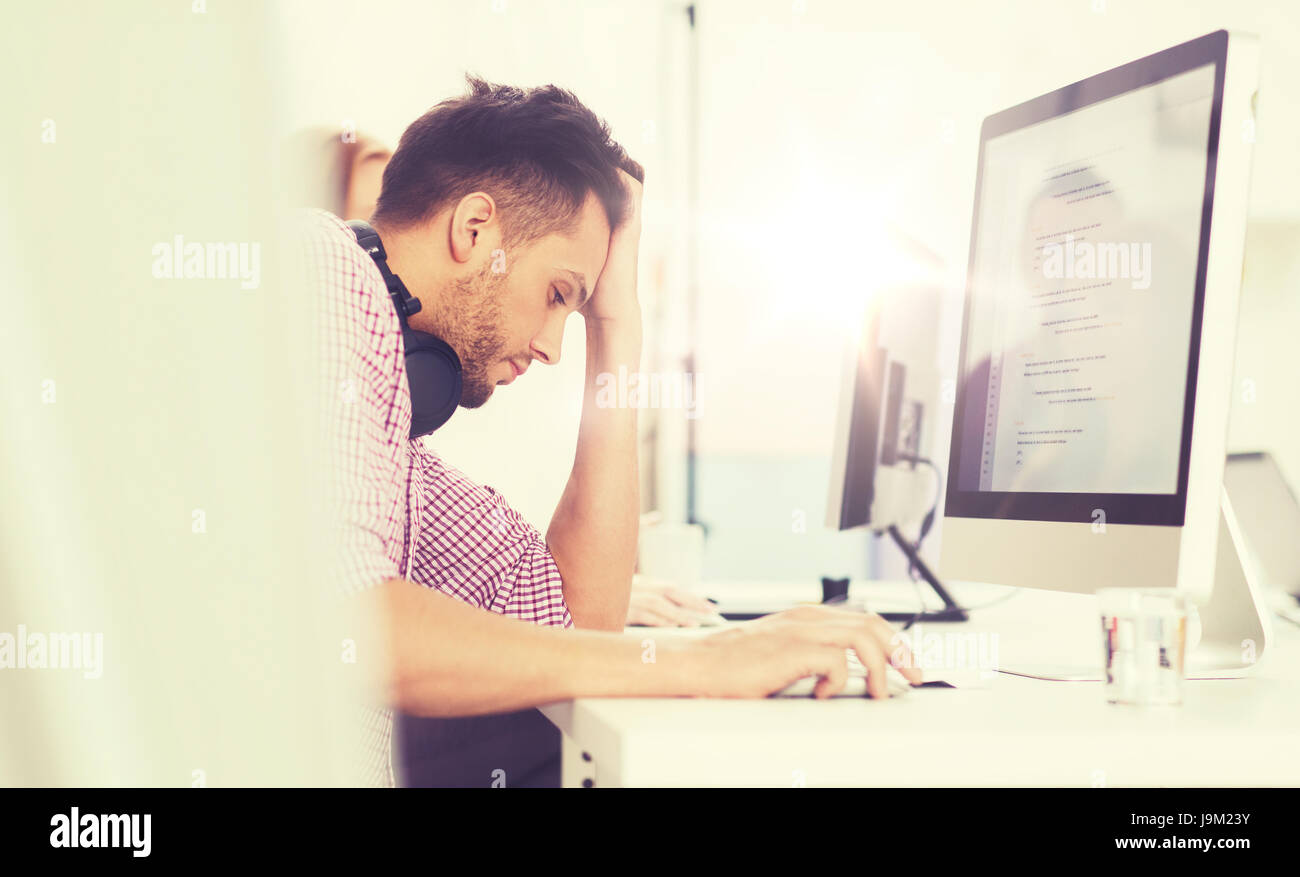 Software developer hi-res stock photography and images - Alamy