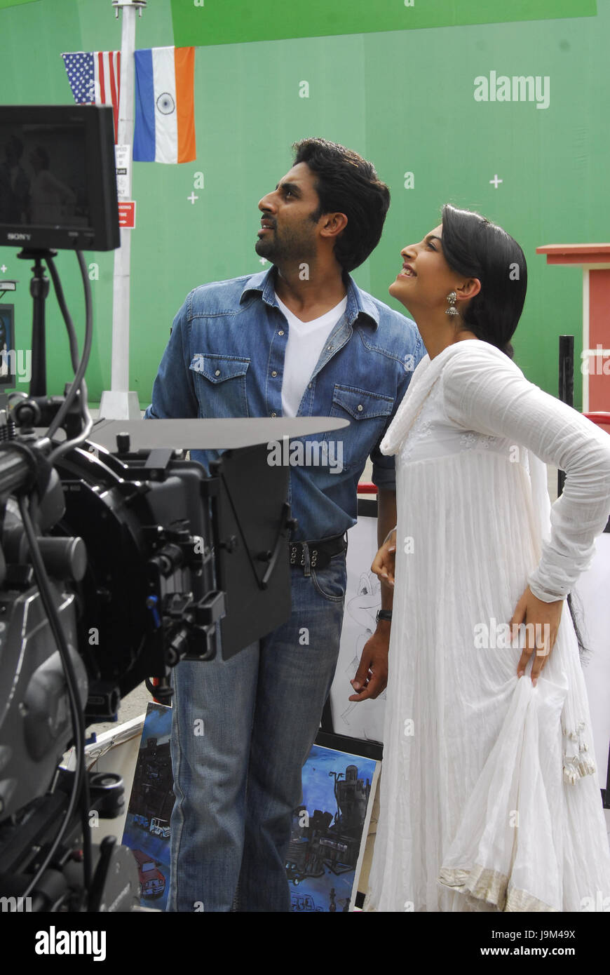sonam kapoor and abhishek bachchan on set of movie delhi 6, India, Asia, NOMR Stock Photo
