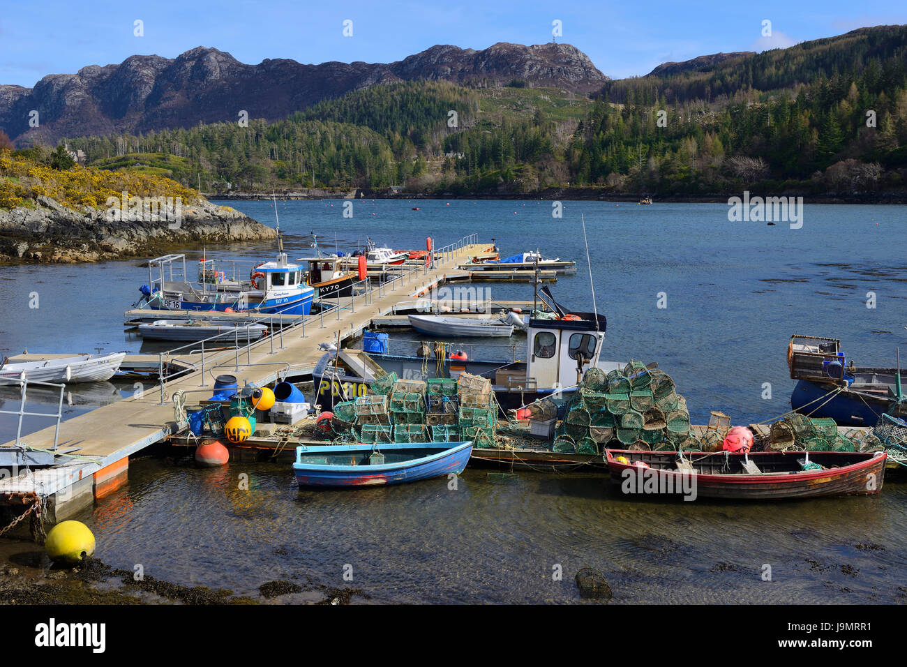 fishing-boats-in-plockton-harbour-on-loch-carron-highland-region