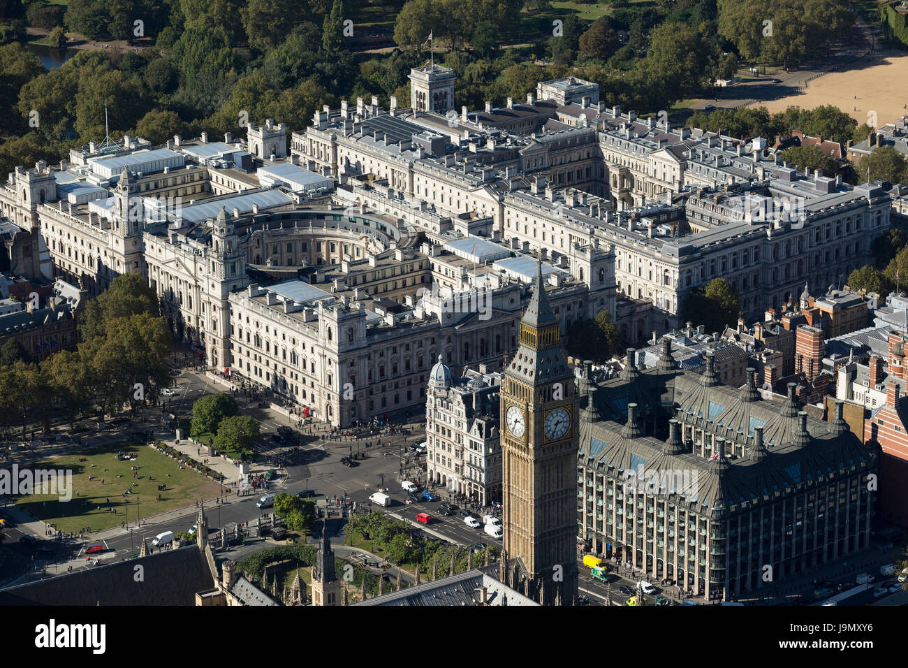 New Government Buildings, Whitehall, London. The building houses HM  Treasury, Foreign & Commonwealth Office, Her Majesty's Revenue and Customs  Stock Photo - Alamy