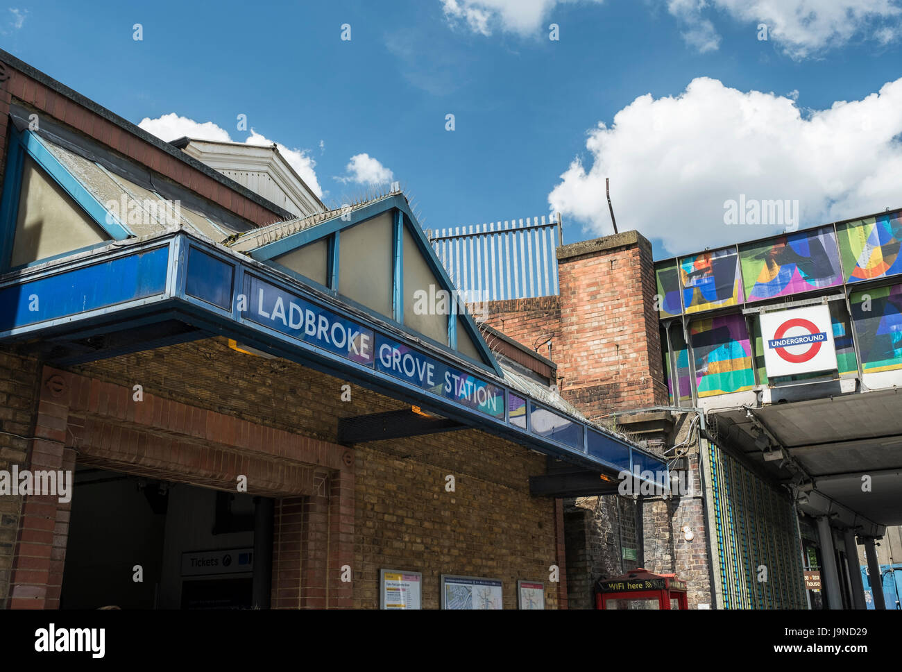 Ladbroke Grove station Stock Photo Alamy
