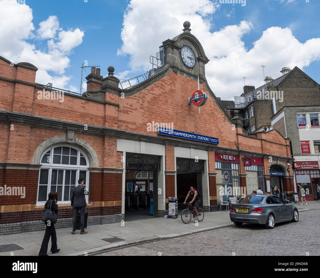 Hammersmith underground station hi-res stock photography and images - Alamy