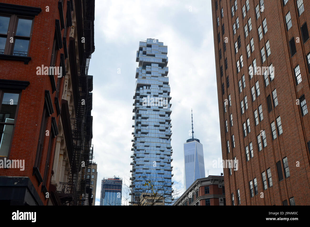 new york skyline with world trade one and herzog demeuron building ...